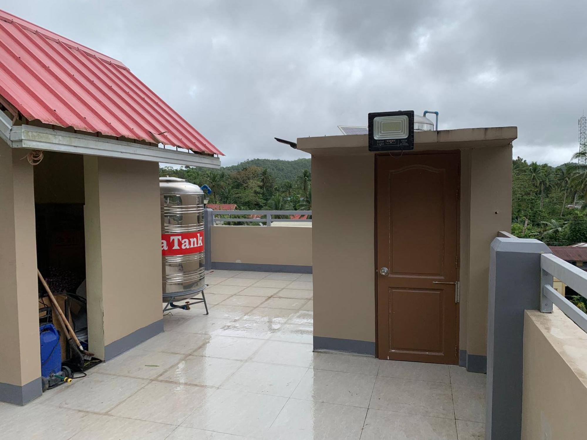 Zl Travelers Inn Batuan Экстерьер фото