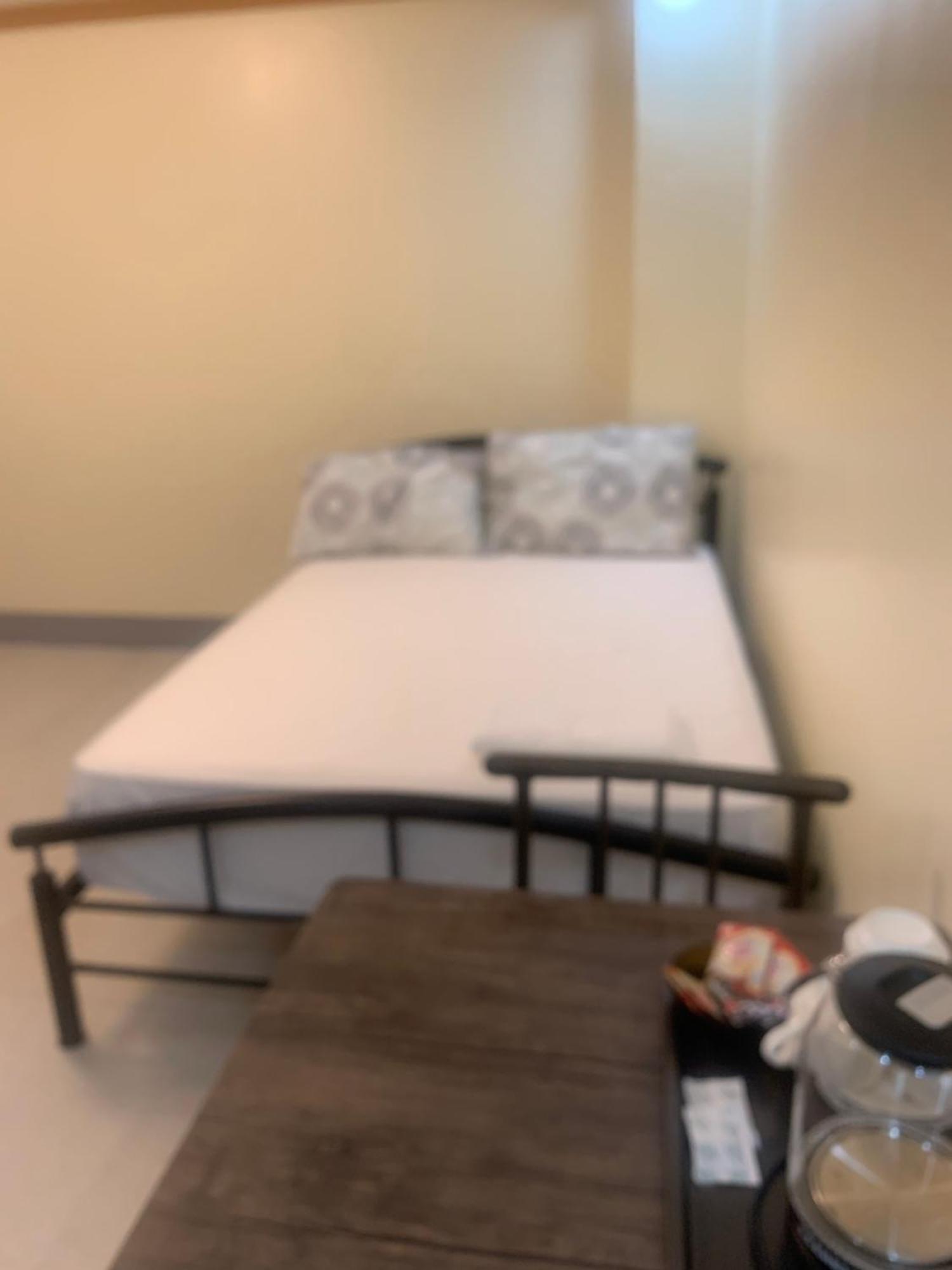 Zl Travelers Inn Batuan Экстерьер фото
